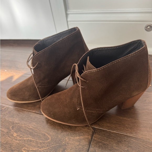 1937 Shoes - Brown Suede Ankle Boots